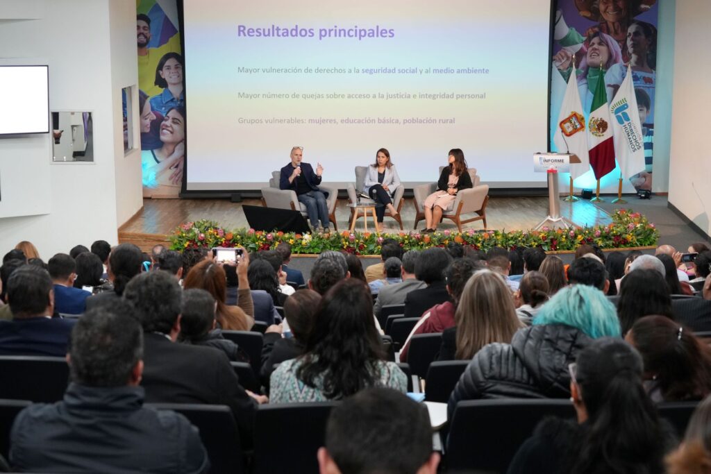 Vista del auditorio de la CODHEM durante la presentación del Informe